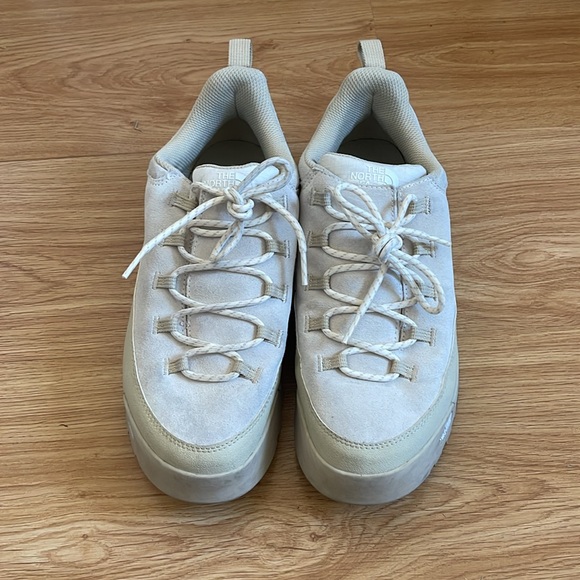 Glenclyffe Urban Low Shoes
Men’s 9.5 - Picture 2 of 6